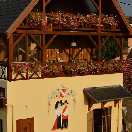 Lovely With Ac And Big Private Terrace
