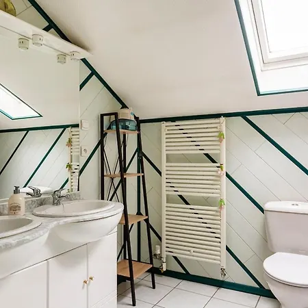 Lovely With Ac And Big Private Terrace *