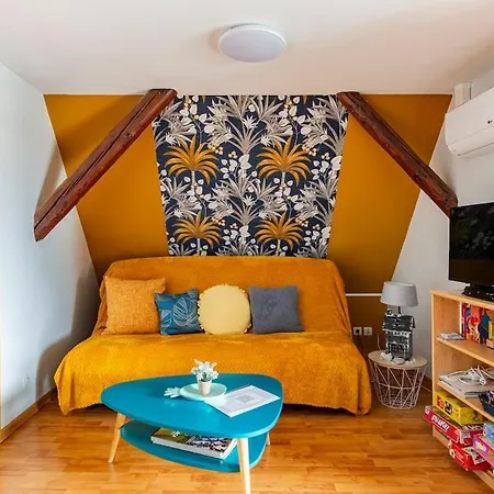 Lovely With Ac And Big Private Terrace *